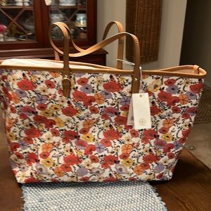 Tory Burch Kerrington Square tote